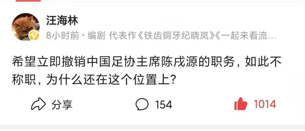 从照片来看，;阿汤哥体重似乎增长了不少，但帅气依旧不减